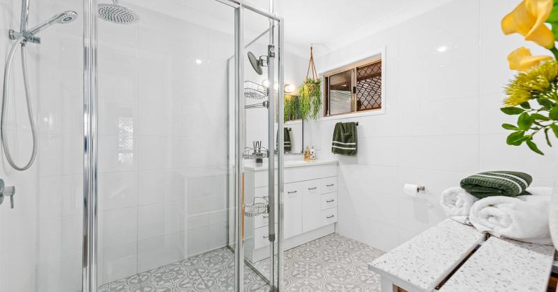 Renovated spacious main bathroom